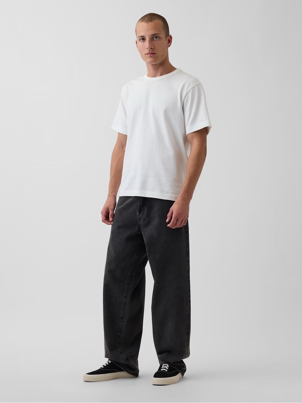 GAP Baggy Wide Leg Jeans in Black - Size 30 x 28